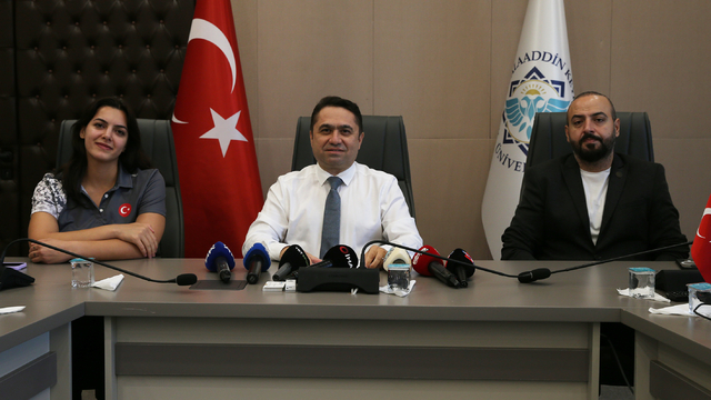 Milli sporcu Türkmen'den ALKÜ Rektörü Türkdoğan'a ziyaret