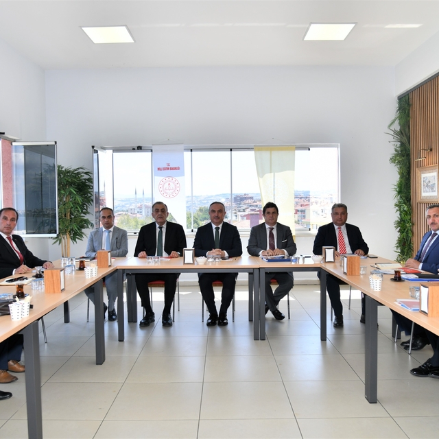 Tekirdağ'da 2025-2026 eğitim-öğretim yılı dönem başı toplantısı yapıldı