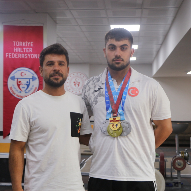 Şırnaklı Sefkan, 12 günde 1 Avrupa, 3 Türkiye rekoru kırdı