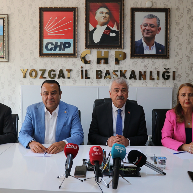 CHP heyeti, saha çalışmaları kapsamında Yozgat'ta gazetecilerle buluştu