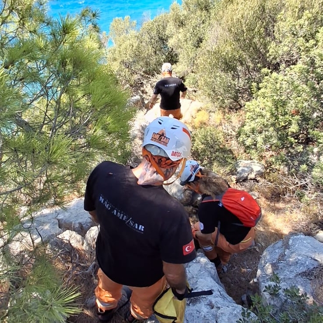 Muğla'da gönüllüler yangın nöbeti tutuyor