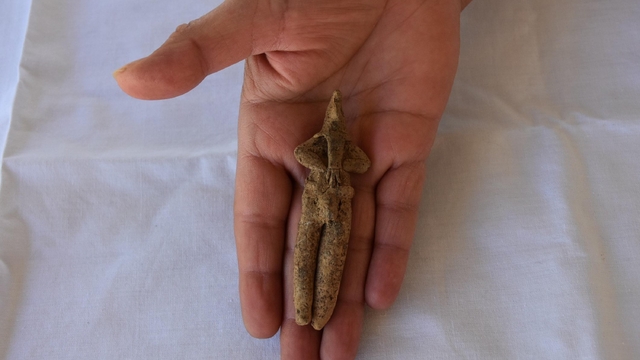 Ulucak Höyüğü'nde 8 bin yıllık Göbeklitepe üslubunda heykelcik