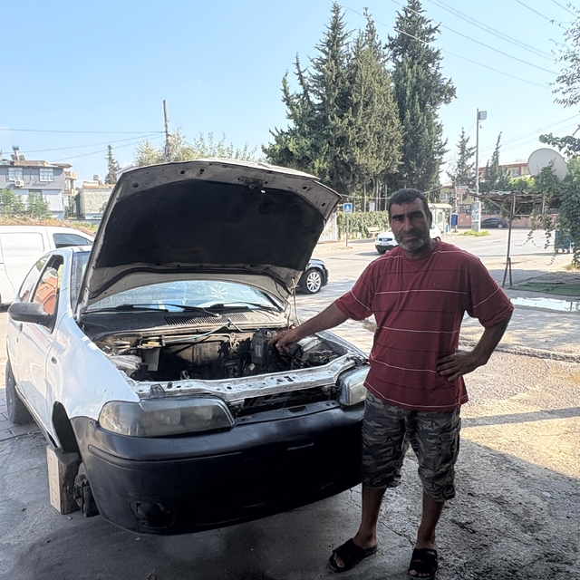 Adana'da tamirciye bırakılan otomobilin motorunun çalındığı iddiası