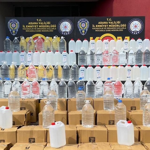 Adana'da 2 ton kaçak etil alkol ele geçirildi