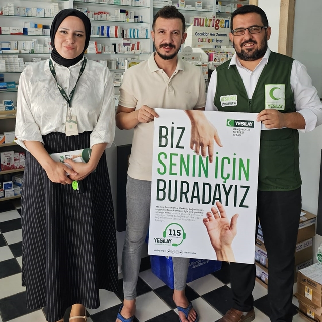 Yeşilay Şırnak Şube Başkanı Mahsum Çağın'dan eczanelere ziyaret