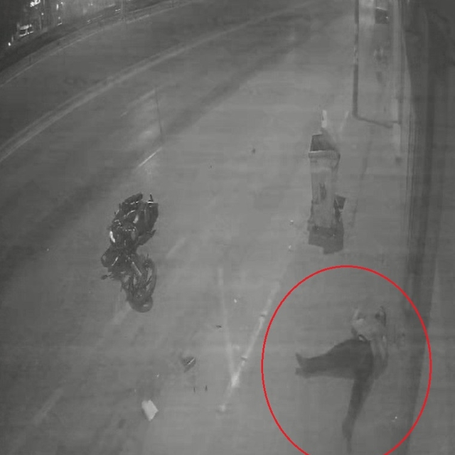 Kaldırıma çarpan motosikletin ölen sürücüsünün 3 gün sonra düğünü varmış; k...