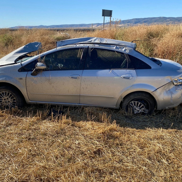 Yozgat'ta devrilen otomobildeki 1 kişi öldü, 4 kişi yaralandı