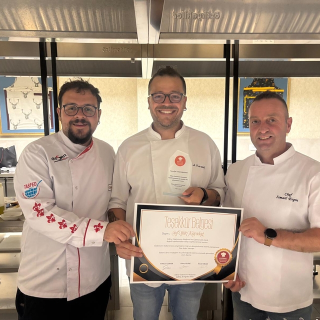 Edirne Gastronomi Akademisi'nde el yapımı makarna atölyesi