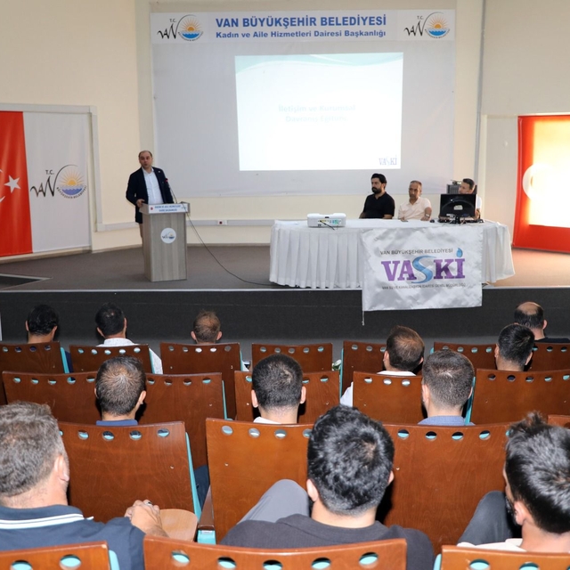 VASKİ sayaç okuma personeline mesleki gelişim eğitimi verildi