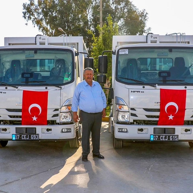 Kaş Belediyesi araç filosunu güçlendirdi