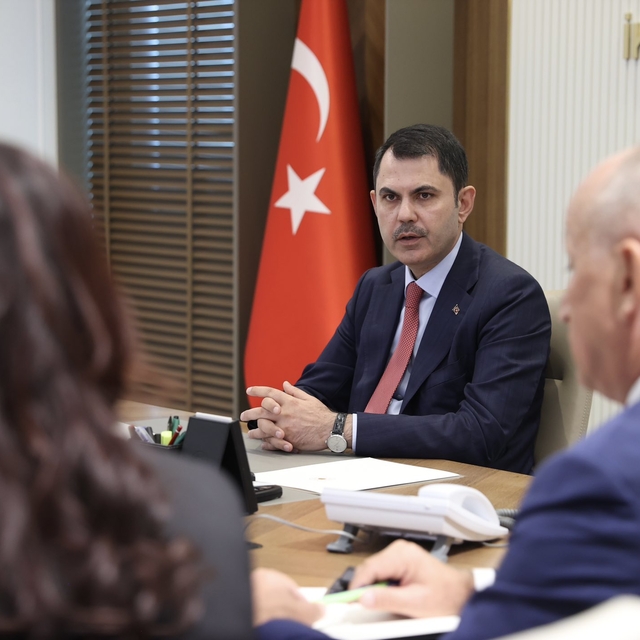 Bakan Kurum, Aydın Valisi Canbolat ve beraberindeki heyeti kabul etti