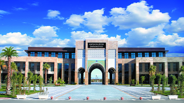 Antalya Bilim Üniversitesi kontenjanlarının tamamını doldurdu