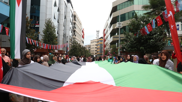 Trabzon'da Filistin'e destek yürüyüşü düzenlendi