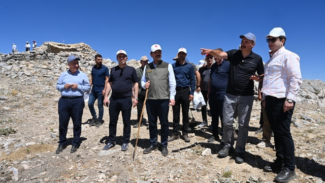 Batman Valisi Canalp, Mereto Dağı'ndaki çalışmaları inceledi