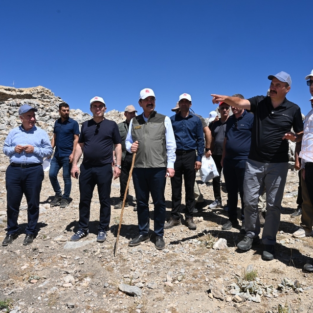 Batman Valisi Canalp, Mereto Dağı'ndaki çalışmaları inceledi