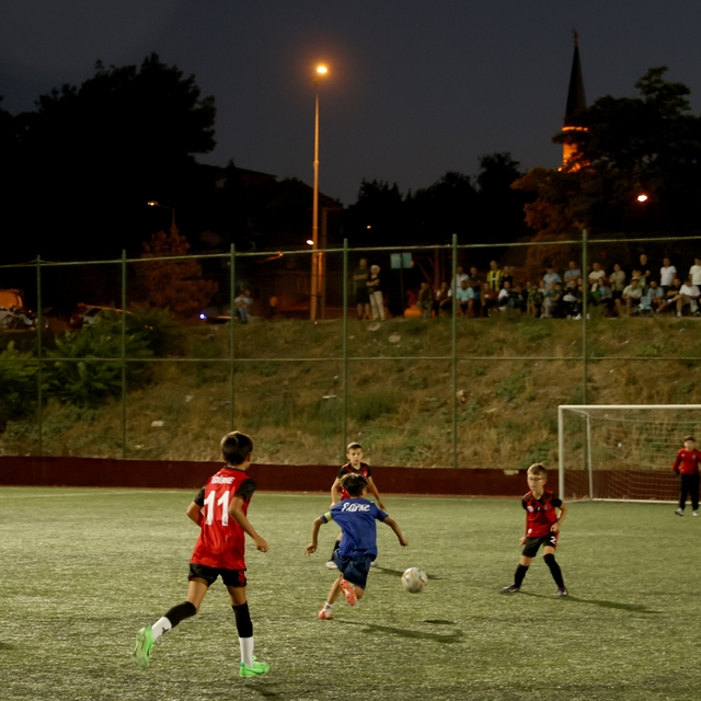 Edirne'de çocukları sporla buluşturan "Yaz Mahalle Ligi" tamamlandı