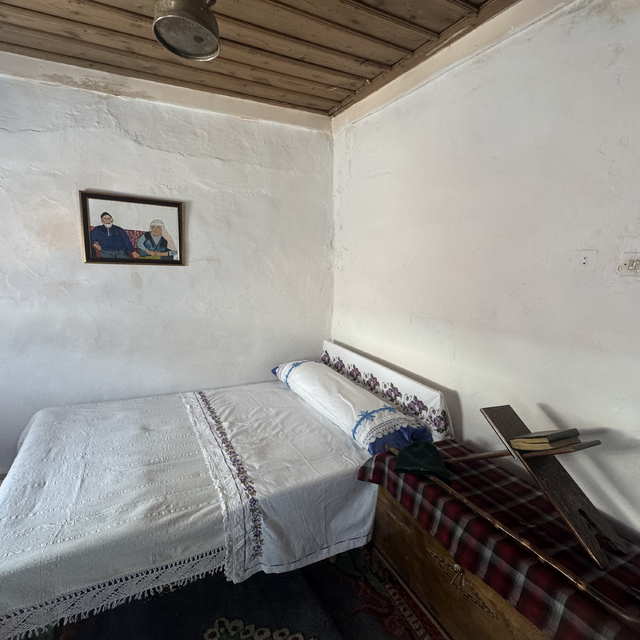 Gümüşhaneli genç ata yadigarı evde geçmişin izlerini yaşatıyor