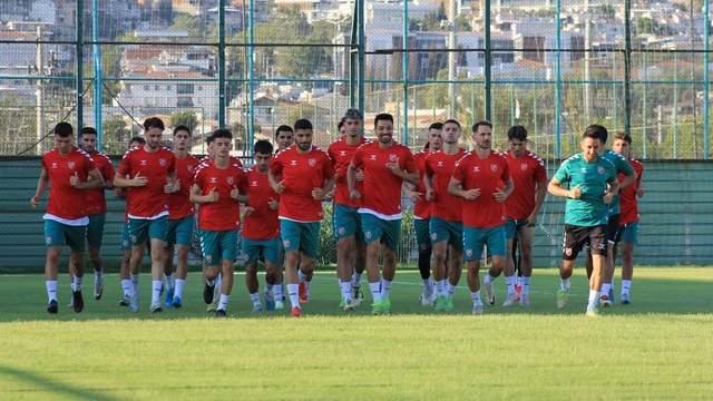 Karşıyaka'nın rakibi karışık