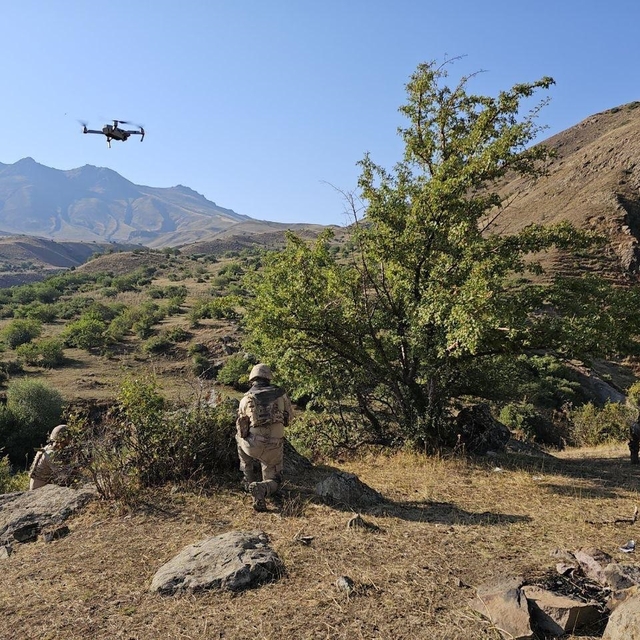 Kayıp koyunlar, termal dürbün ve termal dron ile buldu