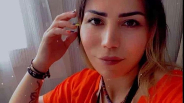 Mide fıtığı ameliyatı sonrası ölen güzellik uzmanı Çiğdem toprağa verildi