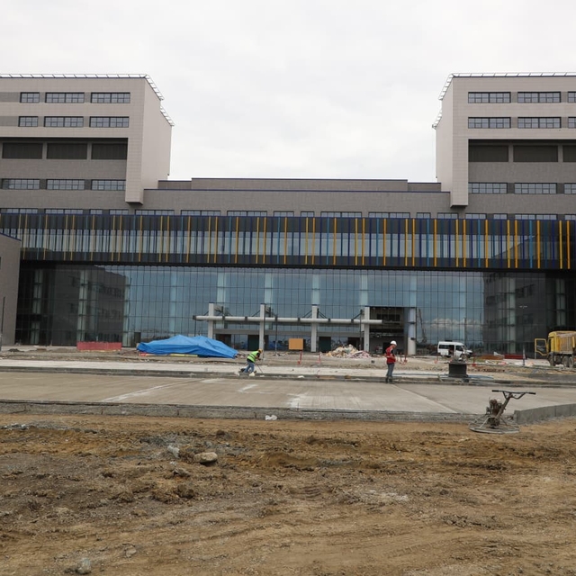 Ordu Valisi Erol, Şehir Hastanesi inşaatında incelemelerde bulundu