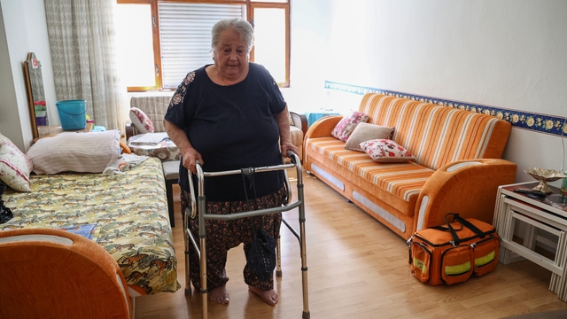 Antalya'da 10 bin 665 hastaya evde sağlık ve bakım hizmeti verildi