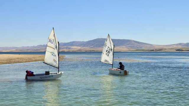 Anadolu Yelken Ligi Optimist Yarışları, Hirfanlı'da devam ediyor