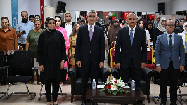 Ankara'da Filistinli öğrenciler Yaz Okulu Kapanış Programı düzenledi