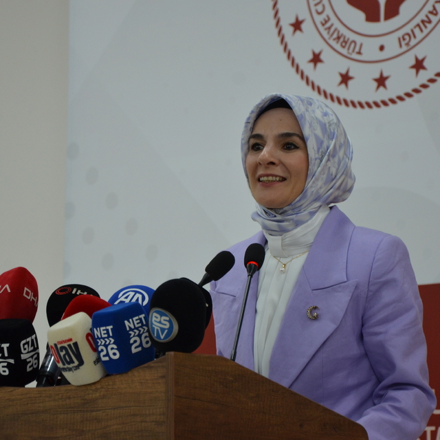 Bakan Göktaş: Türkiye'de yaşlı nüfus oranı yüzde 10,6 seviyesine ulaşmış du...