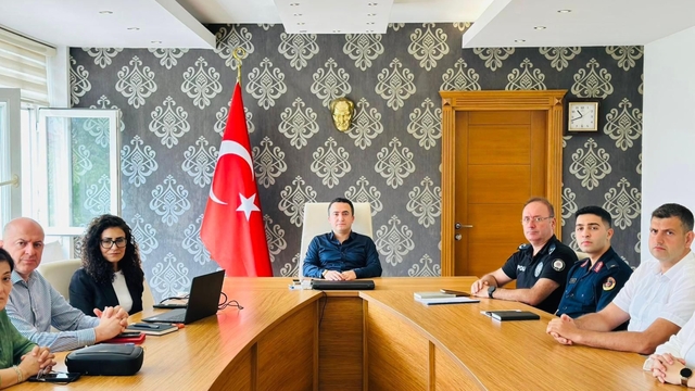 Espiye'de bağımlılıkla mücadeleye ilişkin toplantı yapıldı