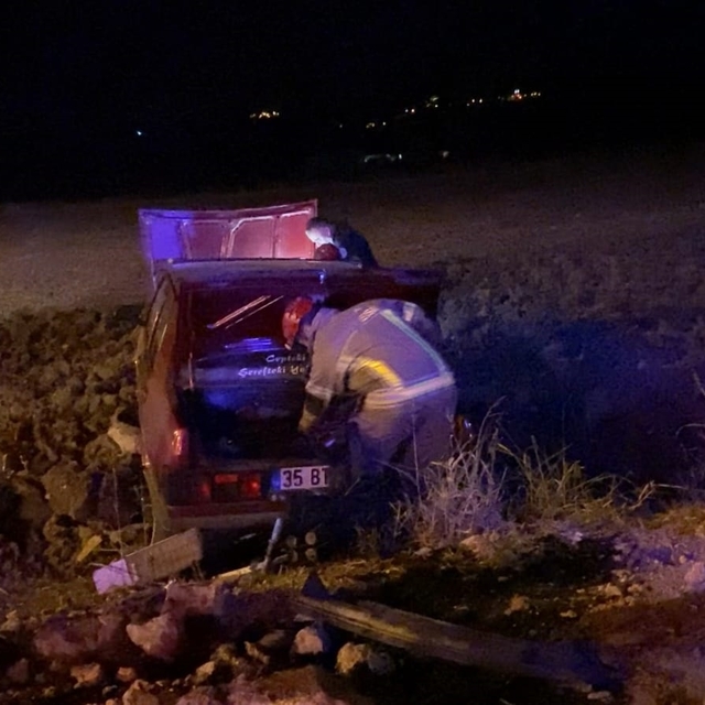 Tartıştığı damadının otomobiliyle kaçarken tarlaya uçtu