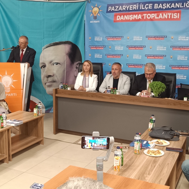 AK Parti Pazaryeri İlçe Danışma Toplantısı gerçekleştirildi