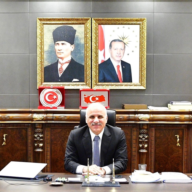 Diyarbakır Valisi Zorluoğlu'dan 30 Ağustos Zafer Bayramı mesajı