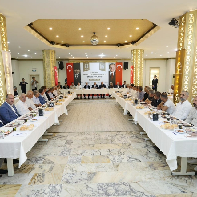 Mardin Valisi Tuncay Akkoyun muhtarlarla bir araya geldi