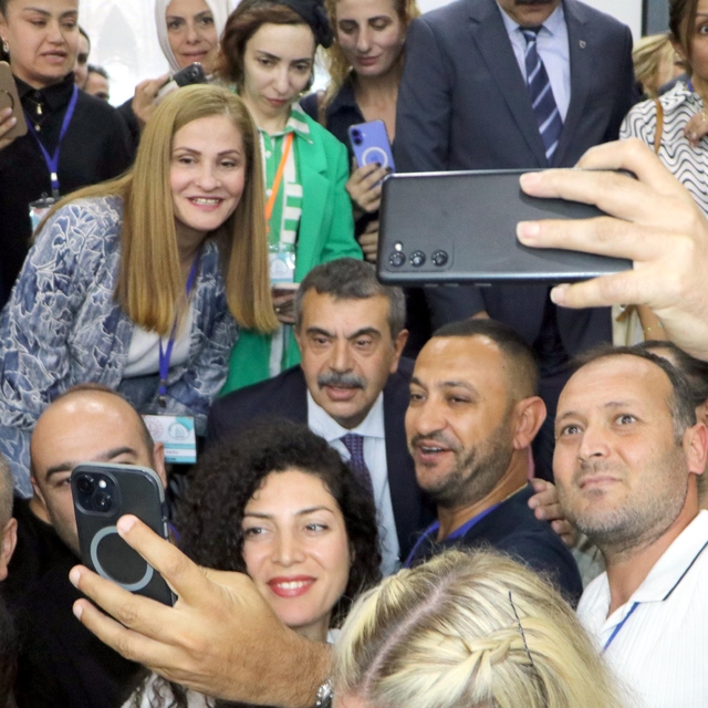 Bakan Tekin: 200 milyon adet ders kitabı çocuklarımızın masasında olacak