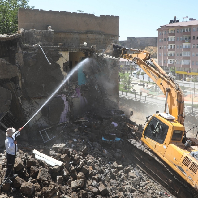 Bitlis'te kentsel dönüşüm çalışmaları sürüyor