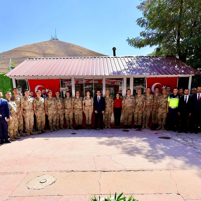 Bitlis'te rütbe terfi töreni düzenlendi