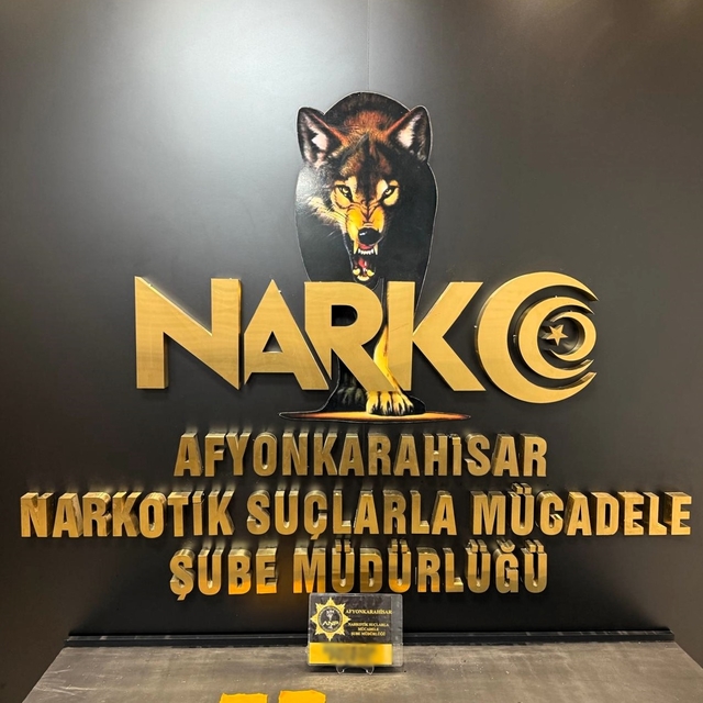 Afyonkarahisar'da uyuşturucu operasyonunda 2 şüpheli tutuklandı