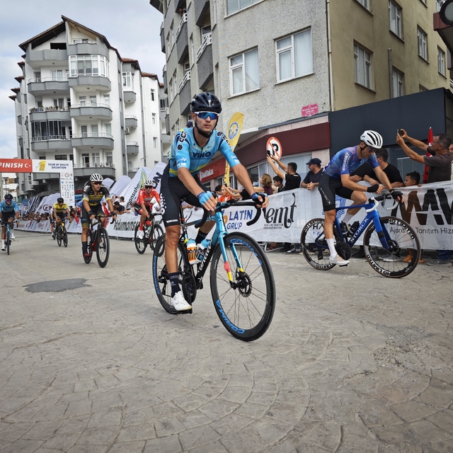 3. Uluslararası Kurtuluş Yolu Bisiklet Turu'nun üçüncü etabı tamamlandı