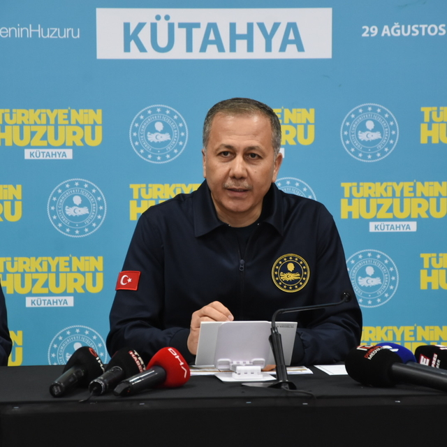 Yerlikaya: Ülkesine gönüllü geri dönüş yapan toplam Suriyeli sayısı 1 milyo...