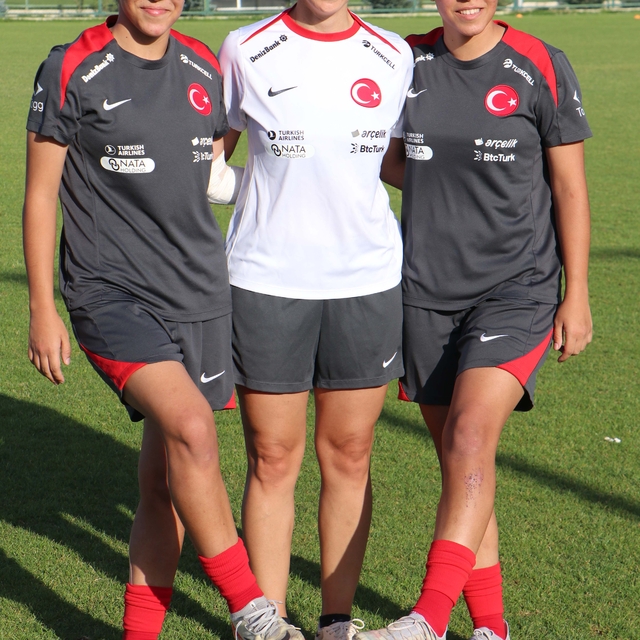 Futbolun ikizleri sahada konuşmadan anlaşıyor