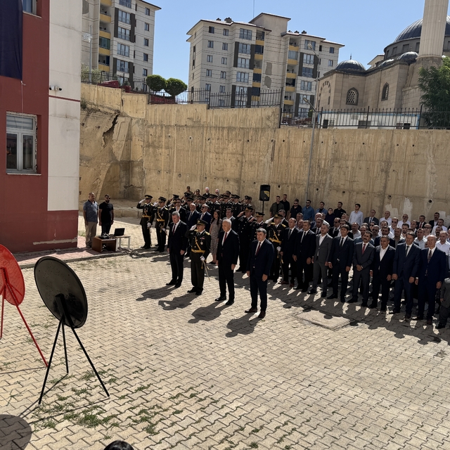 Yüksekova'da 30 Ağustos Zafer Bayramı kutlandı
