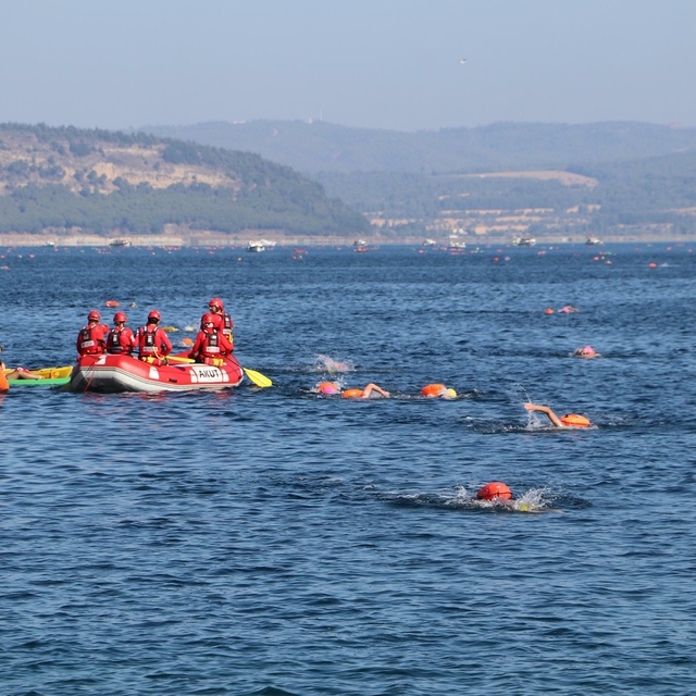 'Çanakkale Boğazı Yüzme Yarışı'nın 38'incisi, güvenlik önlemleri artırılara...