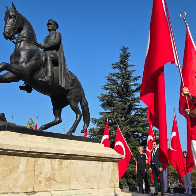 Sakarya ve çevre illerde 30 Ağustos Zafer Bayramı kutlandı
