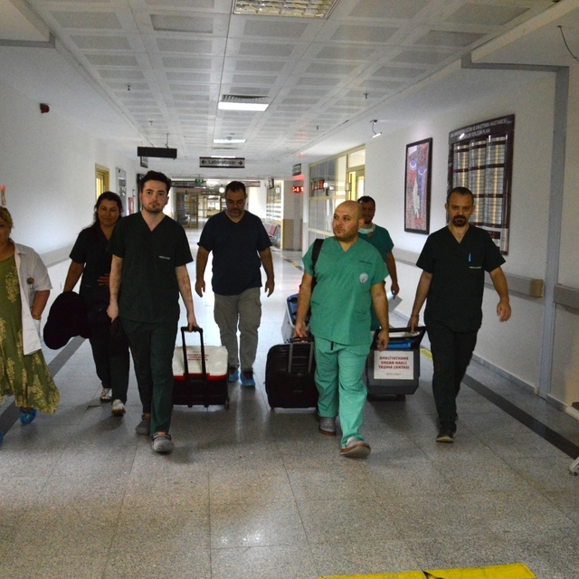 Uşak'ta beyin ölümü gerçekleşen kadının organları 3 kişiye umut oldu