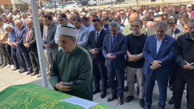 BBP Genel Başkanı Destici, Yozgat'ta cenaze törenine katıldı