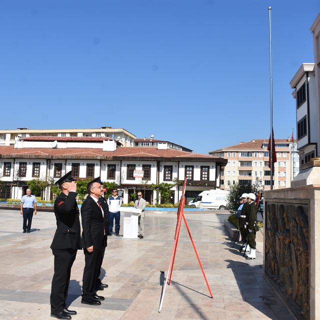 30 Ağustos Zafer Bayramı ve Türk Silahlı Kuvvetleri Günü dolayısıyla törenl...