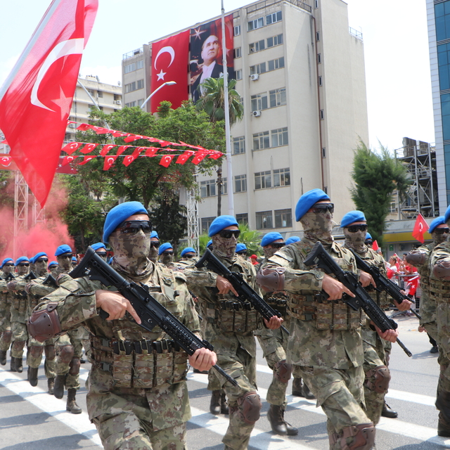 Adana'da 30 Ağustos Zafer Bayramı, törenlerle kutlandı