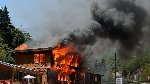 Giresun'da yangın çıkan restoran kullanılamaz hale geldi
