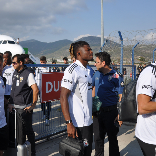 Beşiktaş Antalya'ya geldi